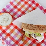 Fladenbrot Sandwich mit Schafskäse - vegetarisch