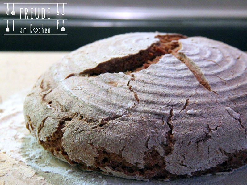 Roggen-Sauerteig-Brot-01-02