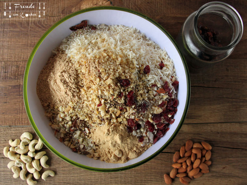 Basis Müsli mit Superfoods selbermachen - Freude am Kochen vegan