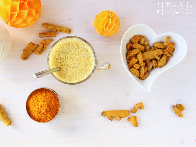 Goldene Milch - Kurkuma Latte von Sonnentor - Freude am Kochen