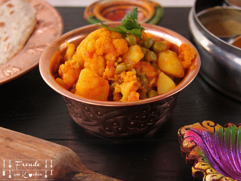 Aloo Gobi - indisches Kartoffel Karfiol (Blumenkohl) Curry - Freude am Kochen