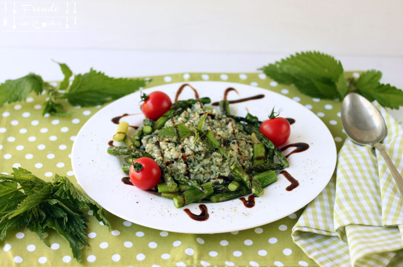 Brennnessel Risotto mit gebratenem grünen Spargel - vegan - Freude am Kochen - Wildkräuter