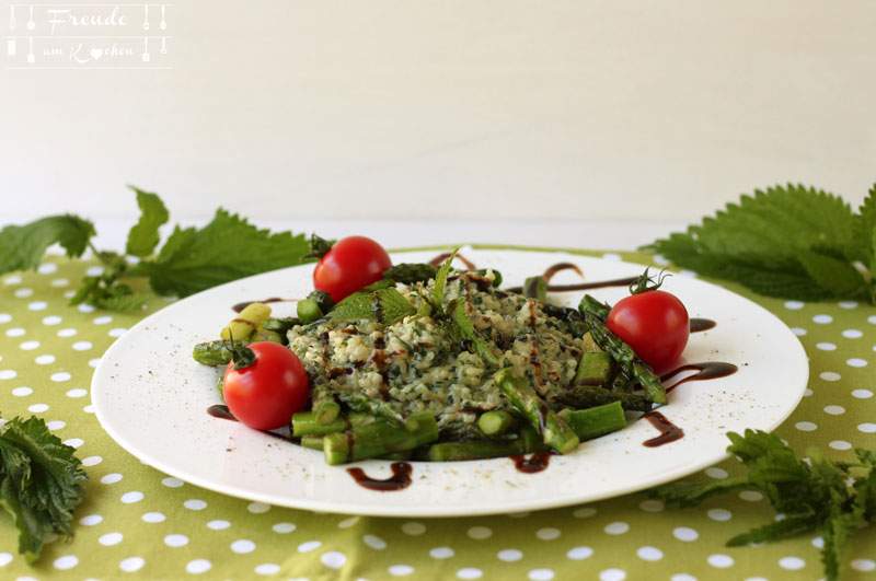 Brennnessel Risotto mit gebratenem grünen Spargel - vegan - Freude am Kochen - Wildkräuter