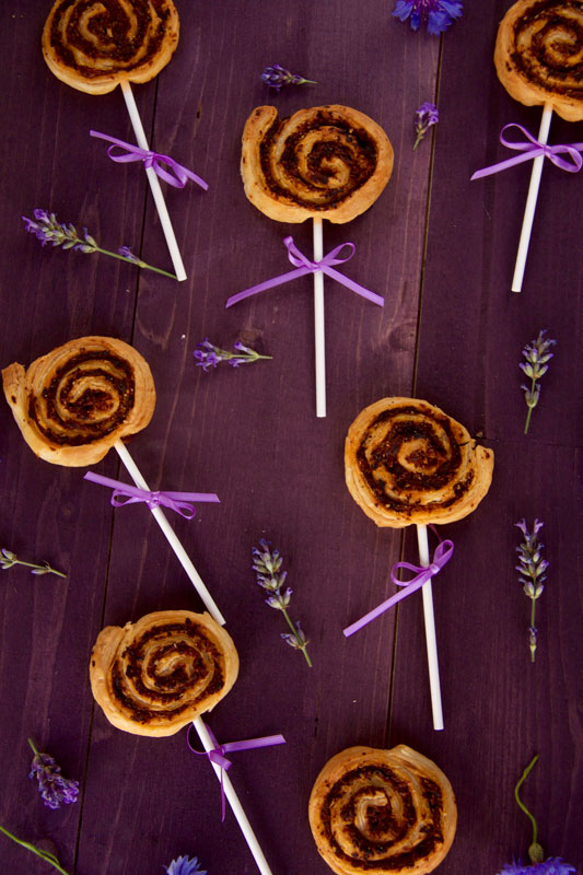 Blätterteig Schnecken mit rotem Pesto aus "Vegane Cake-Pops" - Rezept vegan - Freude am Kochen