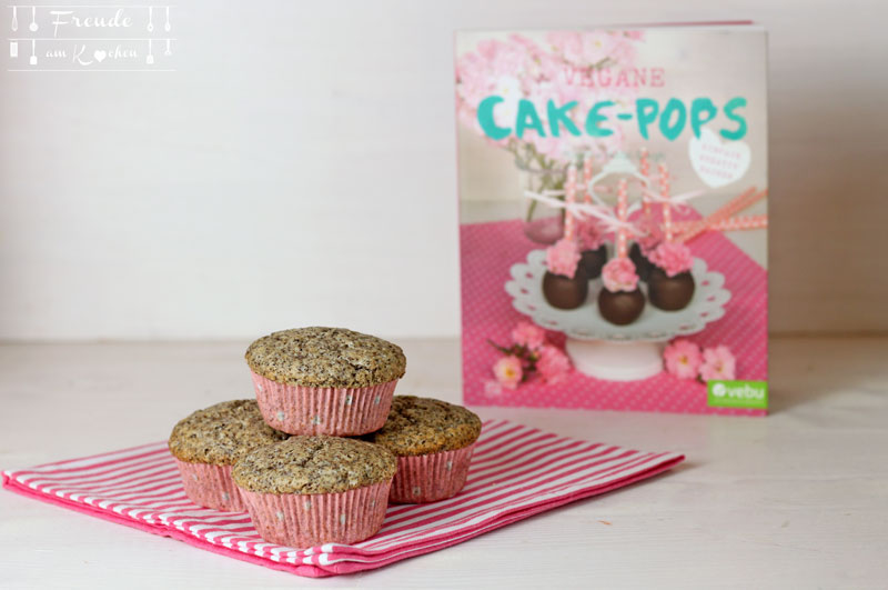 Vegane Mohn & weiße Schokolade Cupcakes bzw Muffins mit weißer Schokoganache von Freude am Kochen