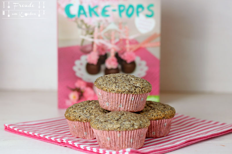 Vegane Mohn & weiße Schokolade Cupcakes bzw Muffins mit weißer Schokoganache von Freude am Kochen