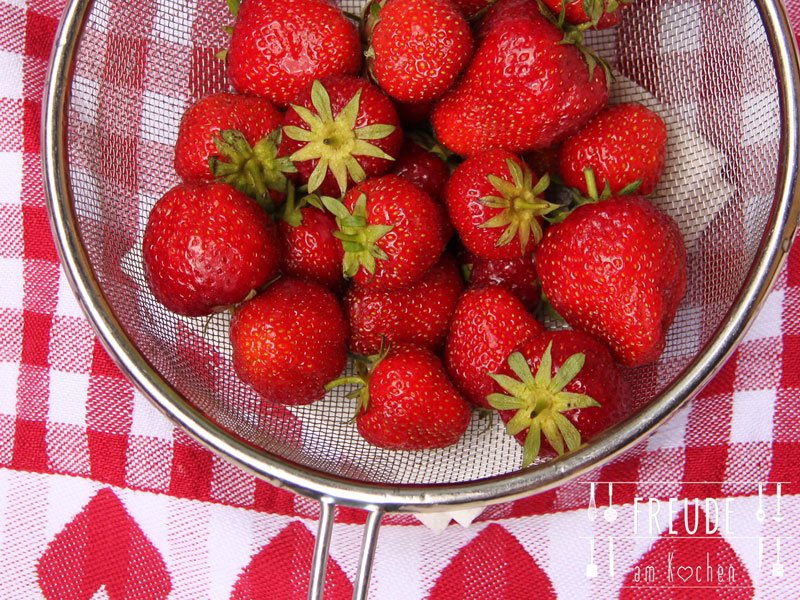 Topfensouffléschnitten mit Erdbeeren - vegetarisch - Freude am Kochen