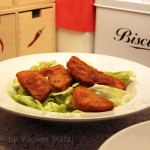 Panierte Kürbis Schnitzel auf Blatt-Salat – vegetarisch