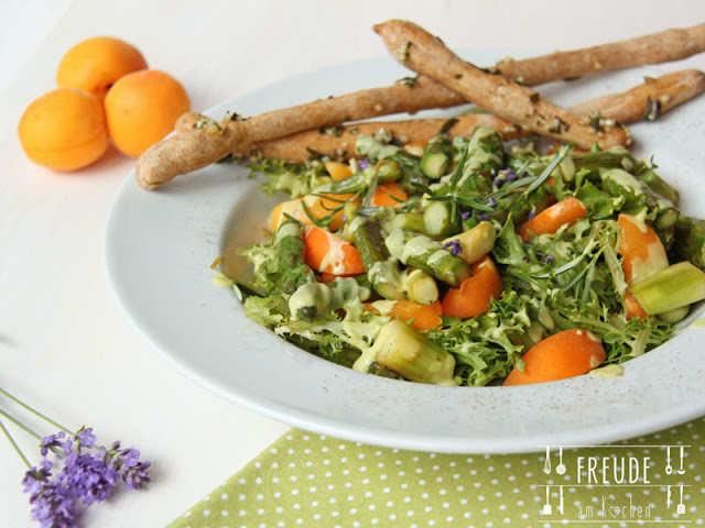 Spargel Marillen Salat
